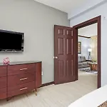 Tradewinds Apartment Hotel Miami Beach