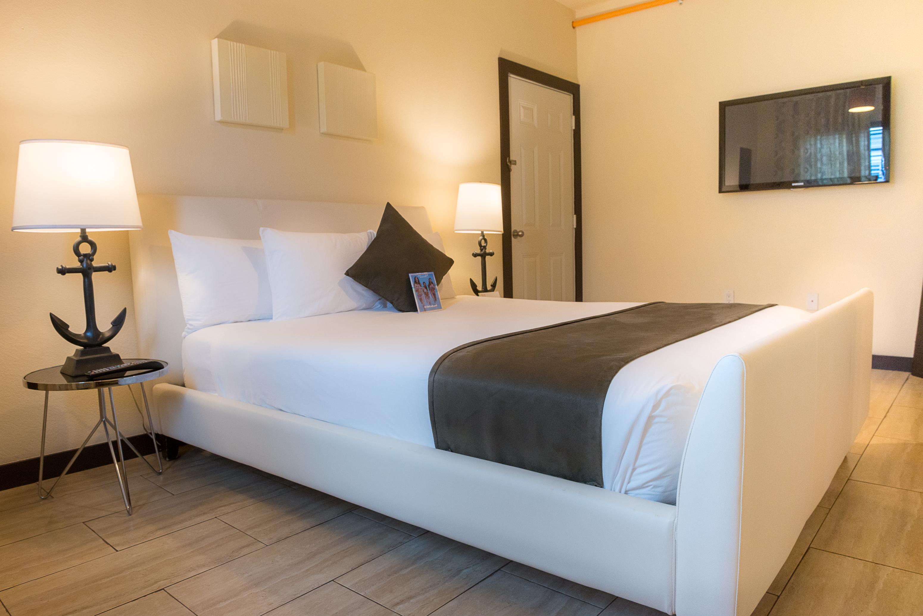 Hotel Tradewinds Y