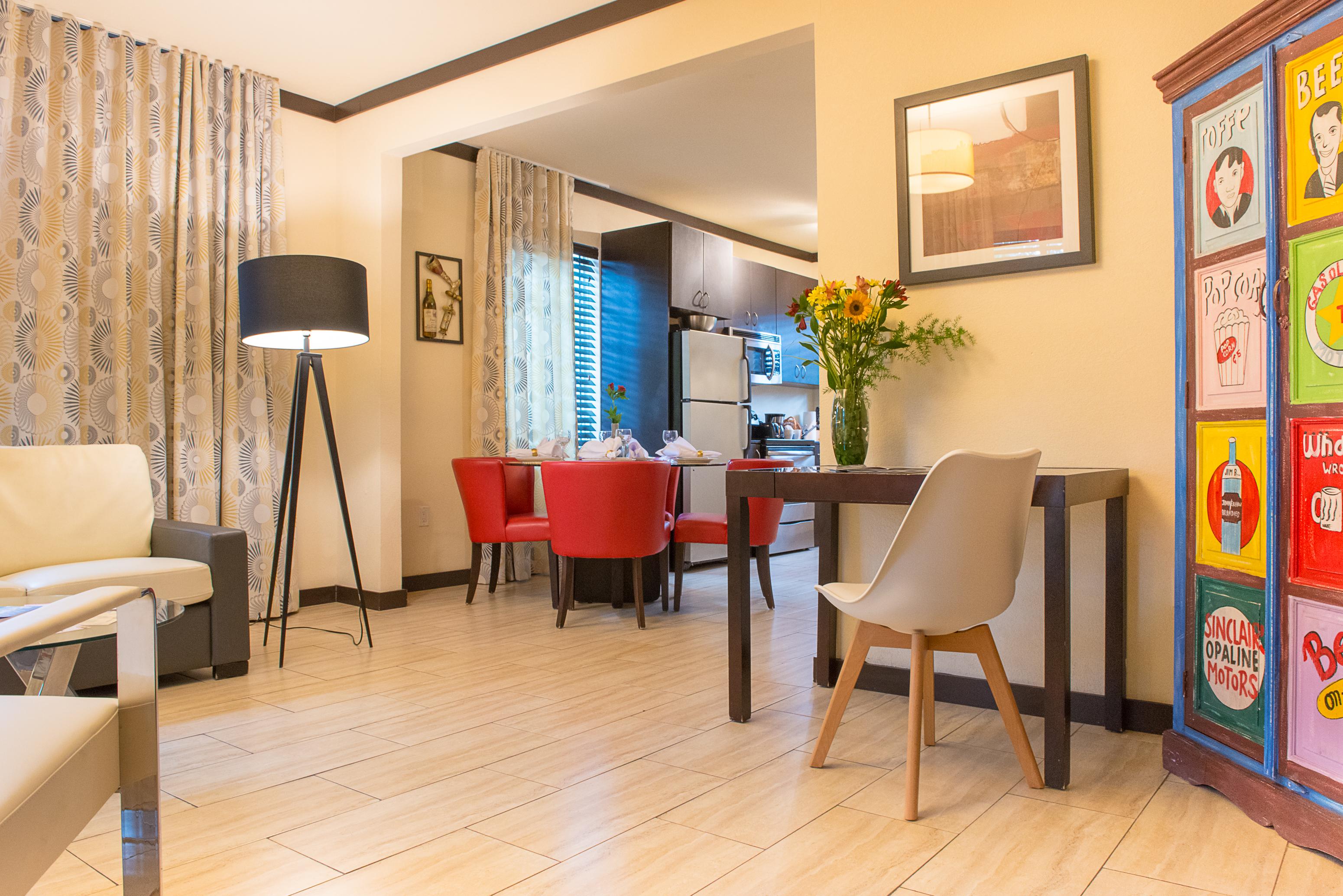 Hotel Tradewinds Y