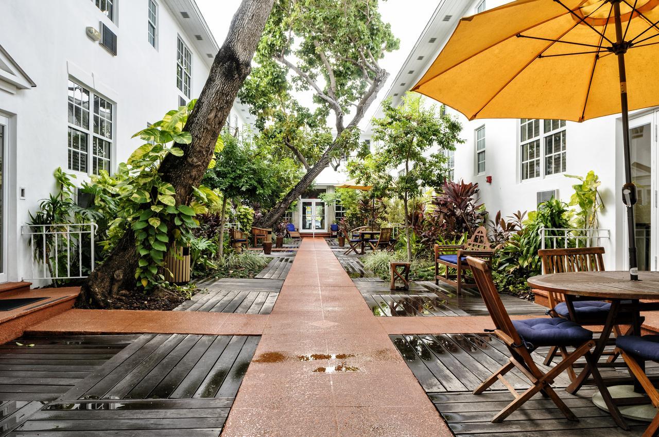 Hotel Tradewinds Y Miami Beach